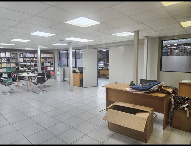 1,772M² WAREHOUSE FOR SALE IN SPRINGFIELD